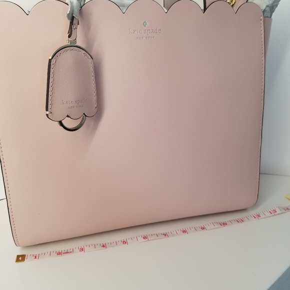 $110 SALE‼️Kate Spade Bag - Picture 9 of 15